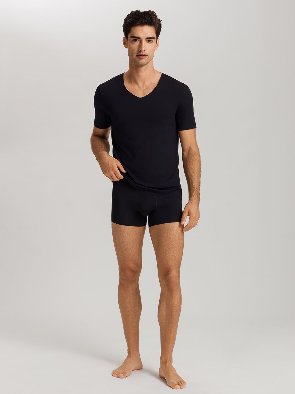 black / L