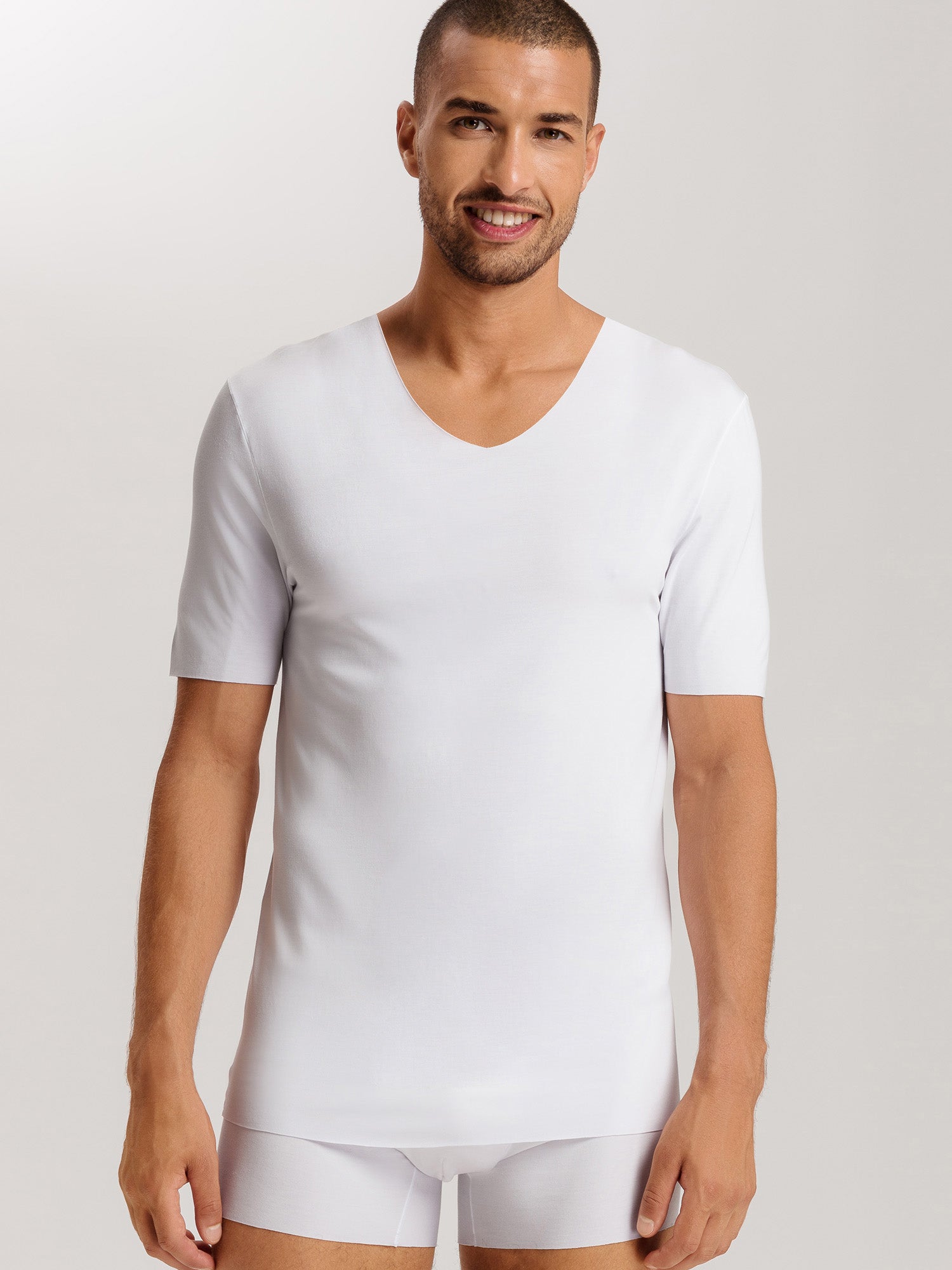 white / L