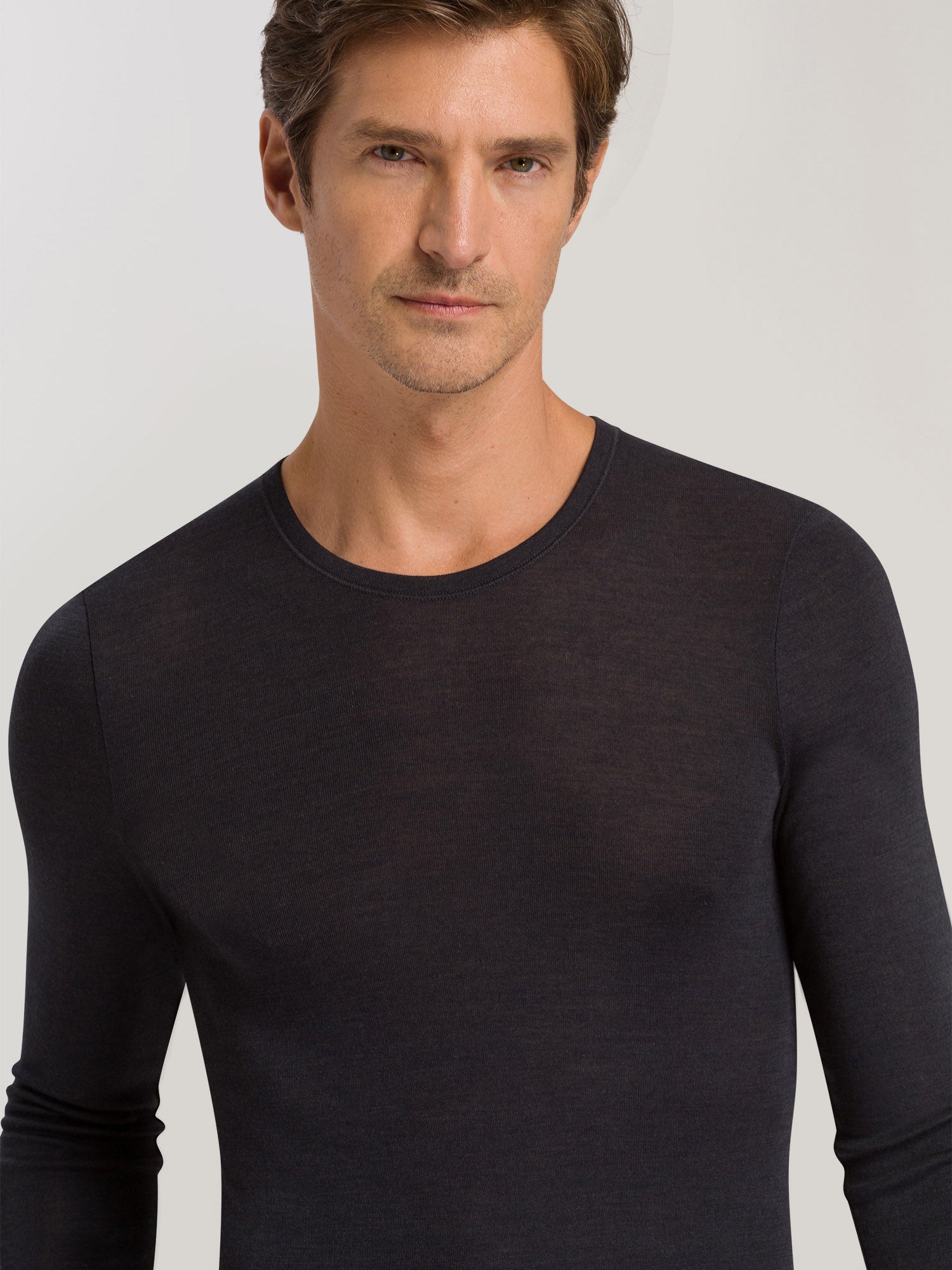 anthracite / L