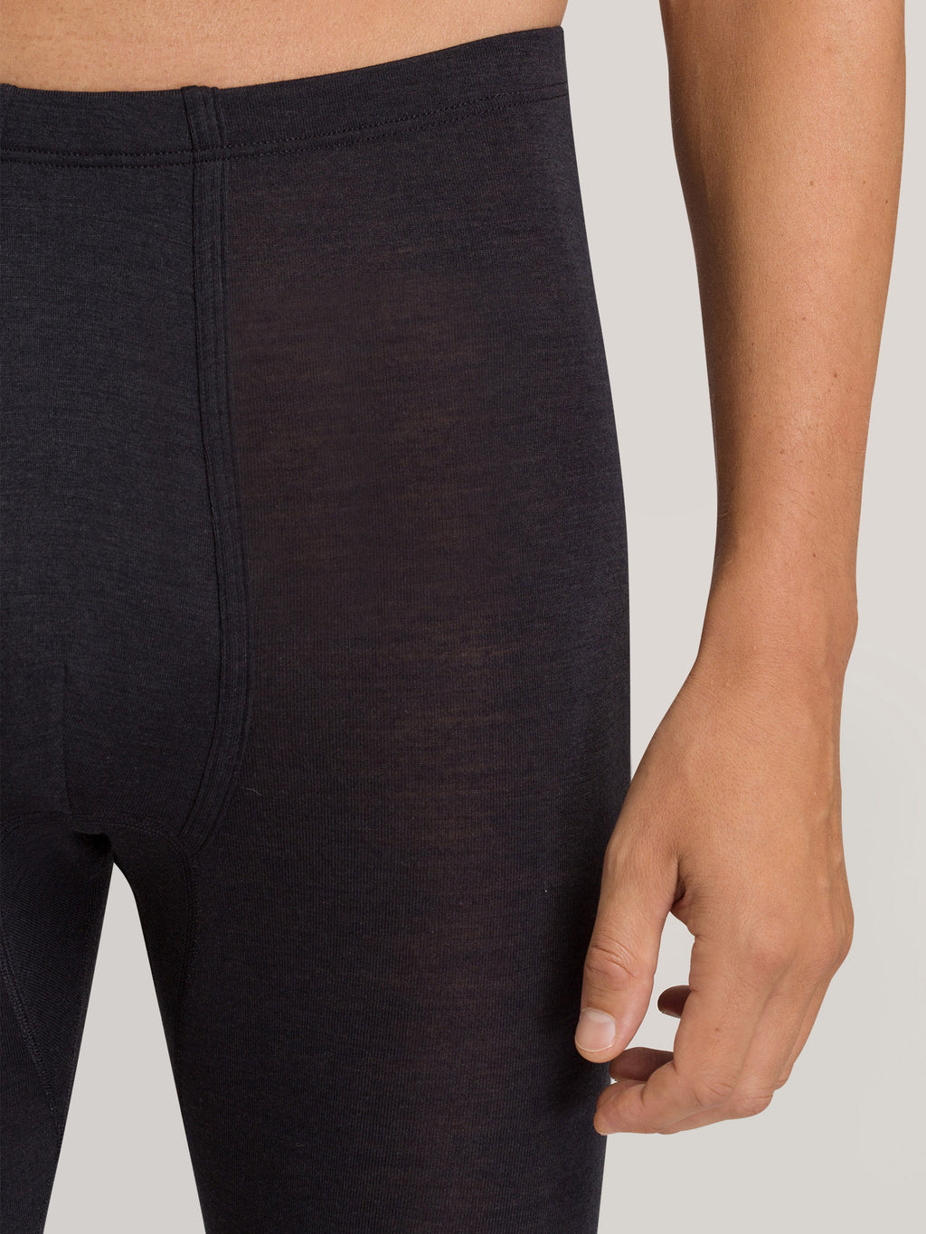 anthracite / L