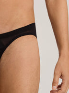 black / L