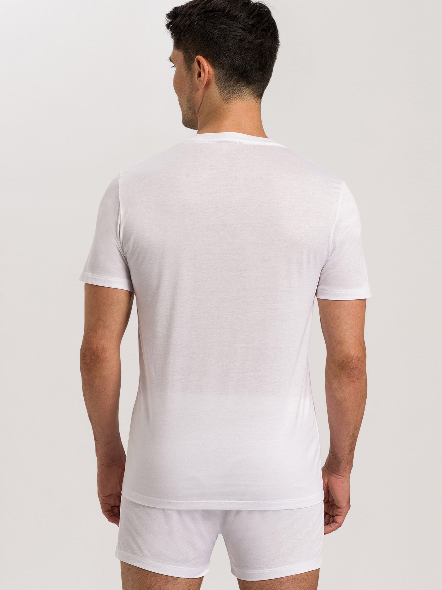 white / L