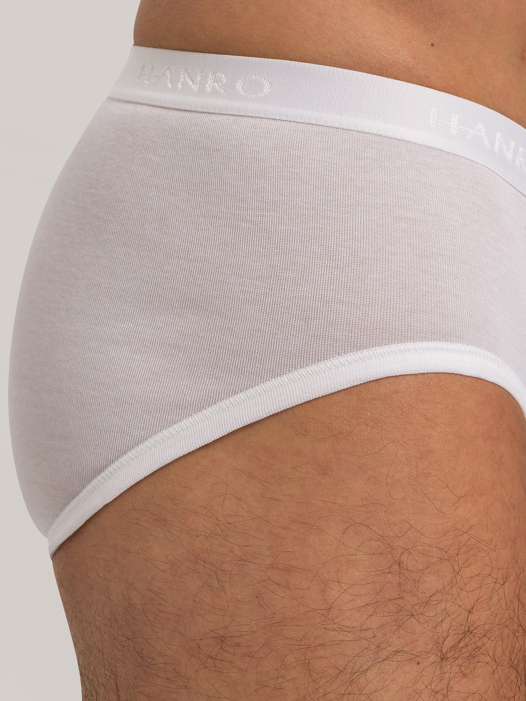 white / L