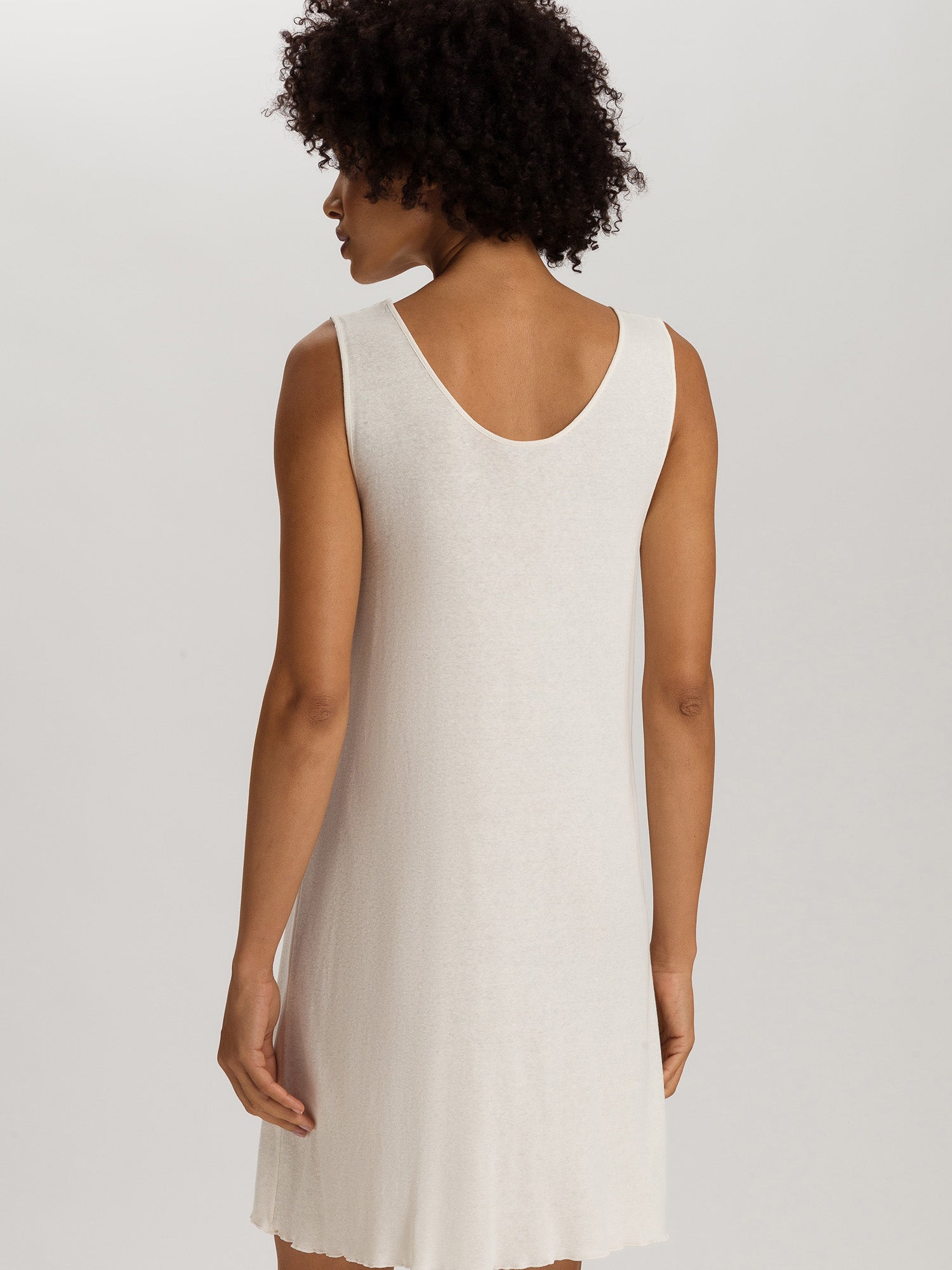 misty white / L