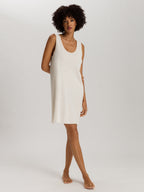 misty white / L