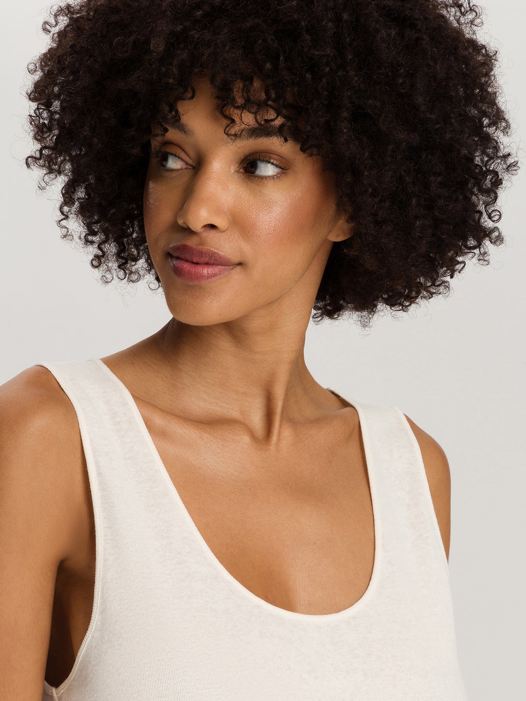 misty white / L
