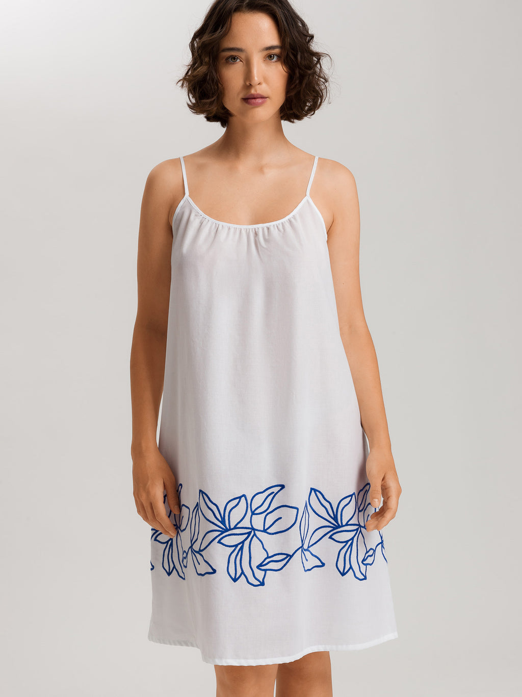 white / L