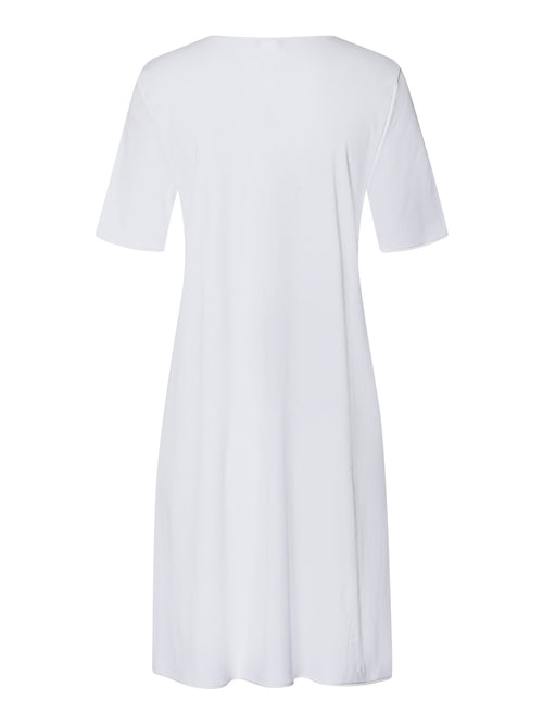 white / L