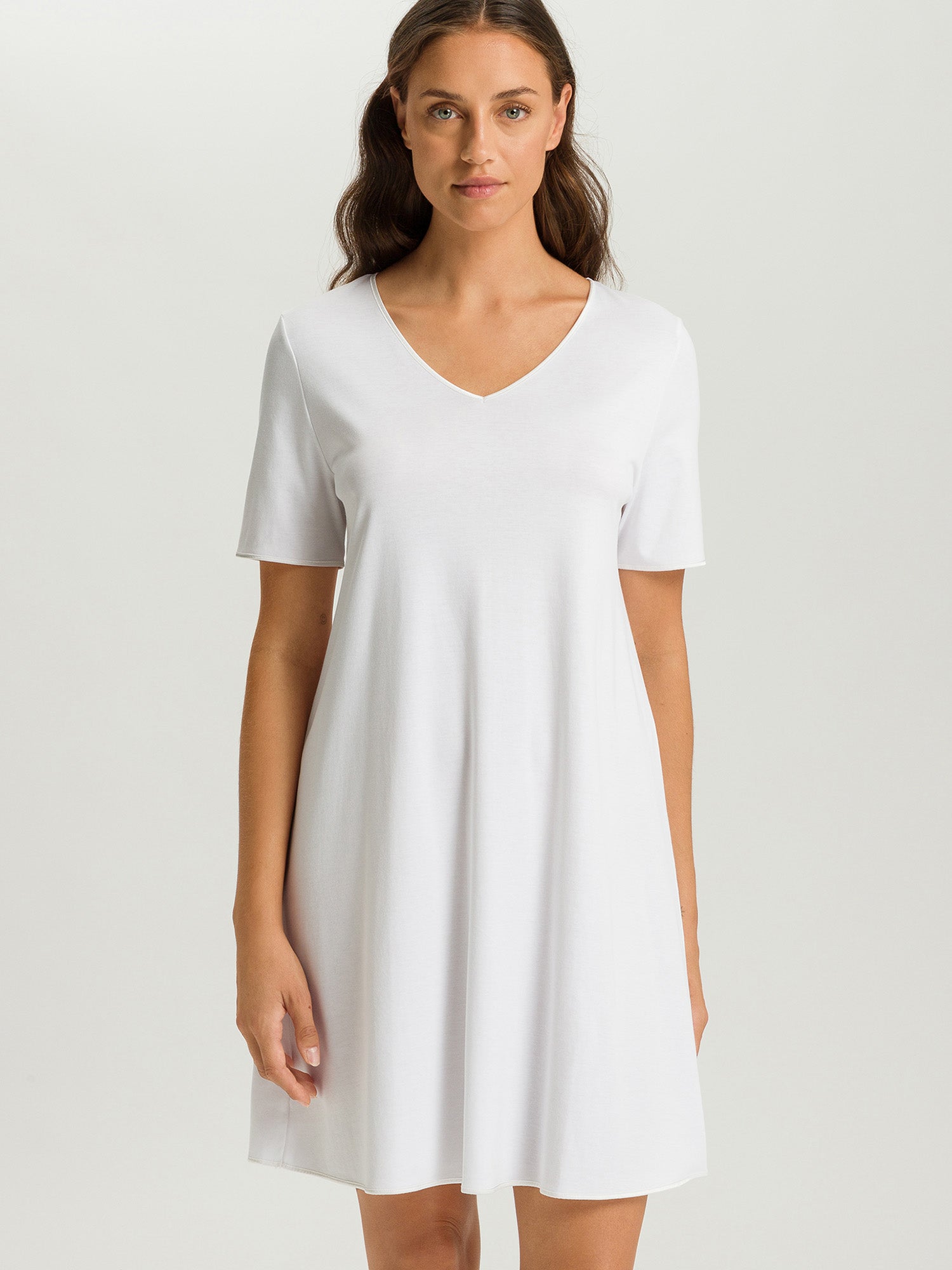white / L