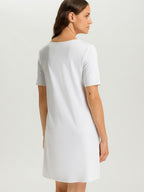 white / L