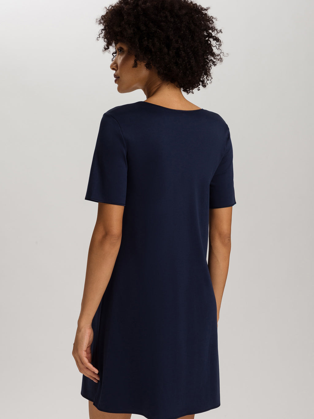 deep navy / L