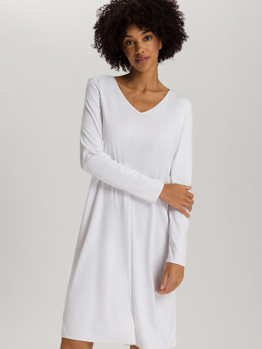 white / L