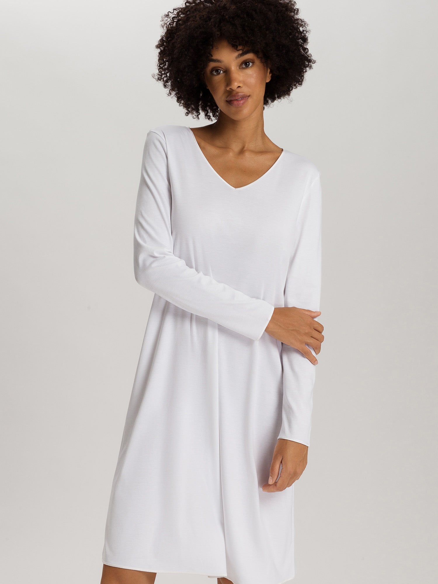 white / L