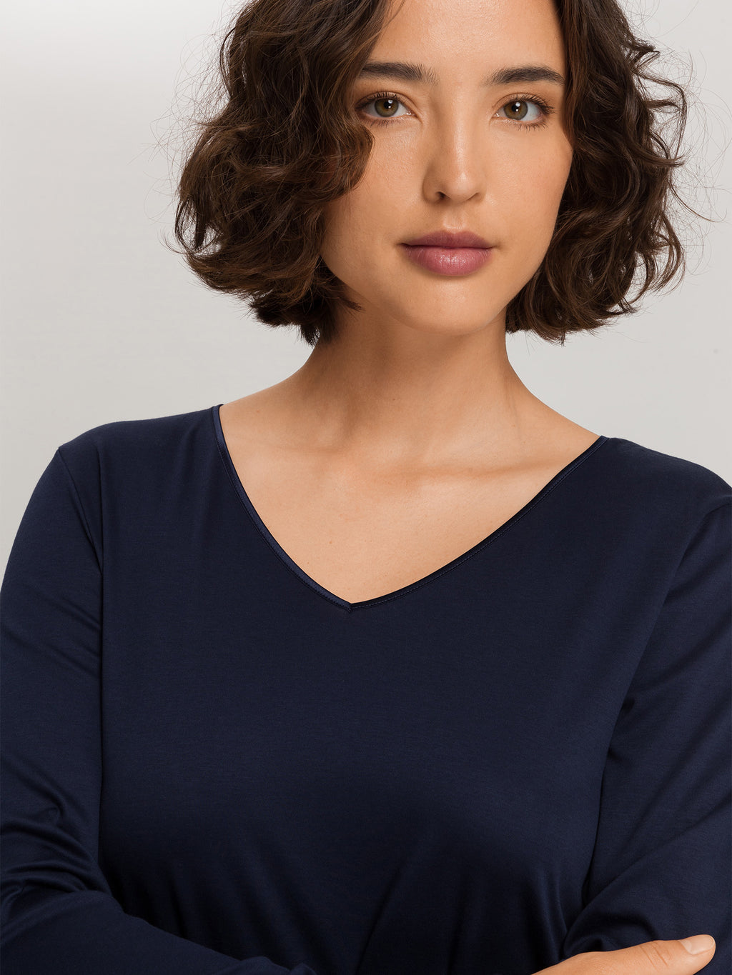 deep navy / L
