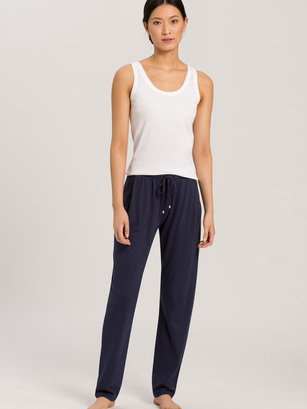 white / L
