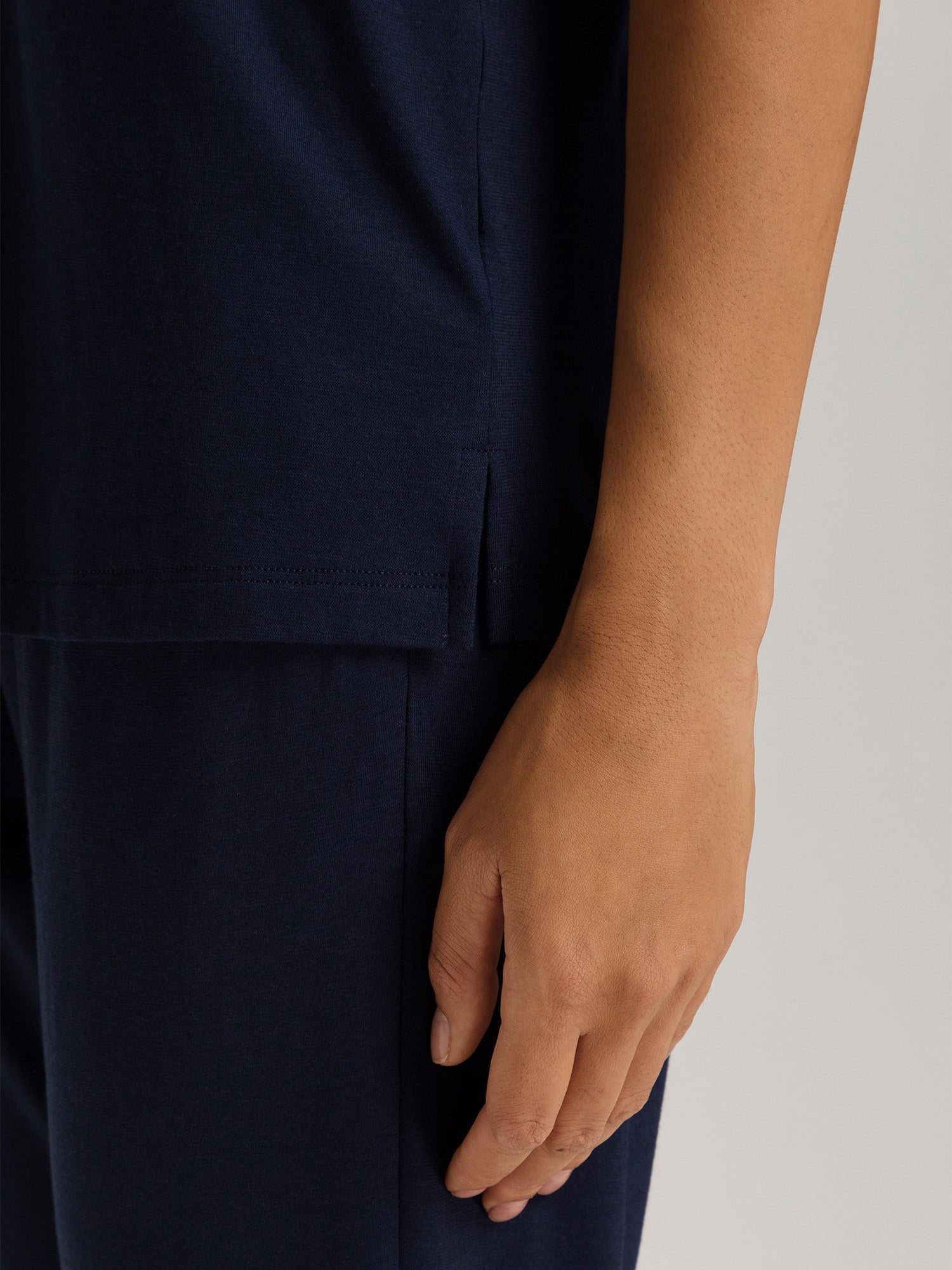 deep navy / L