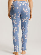pearly flowers / L