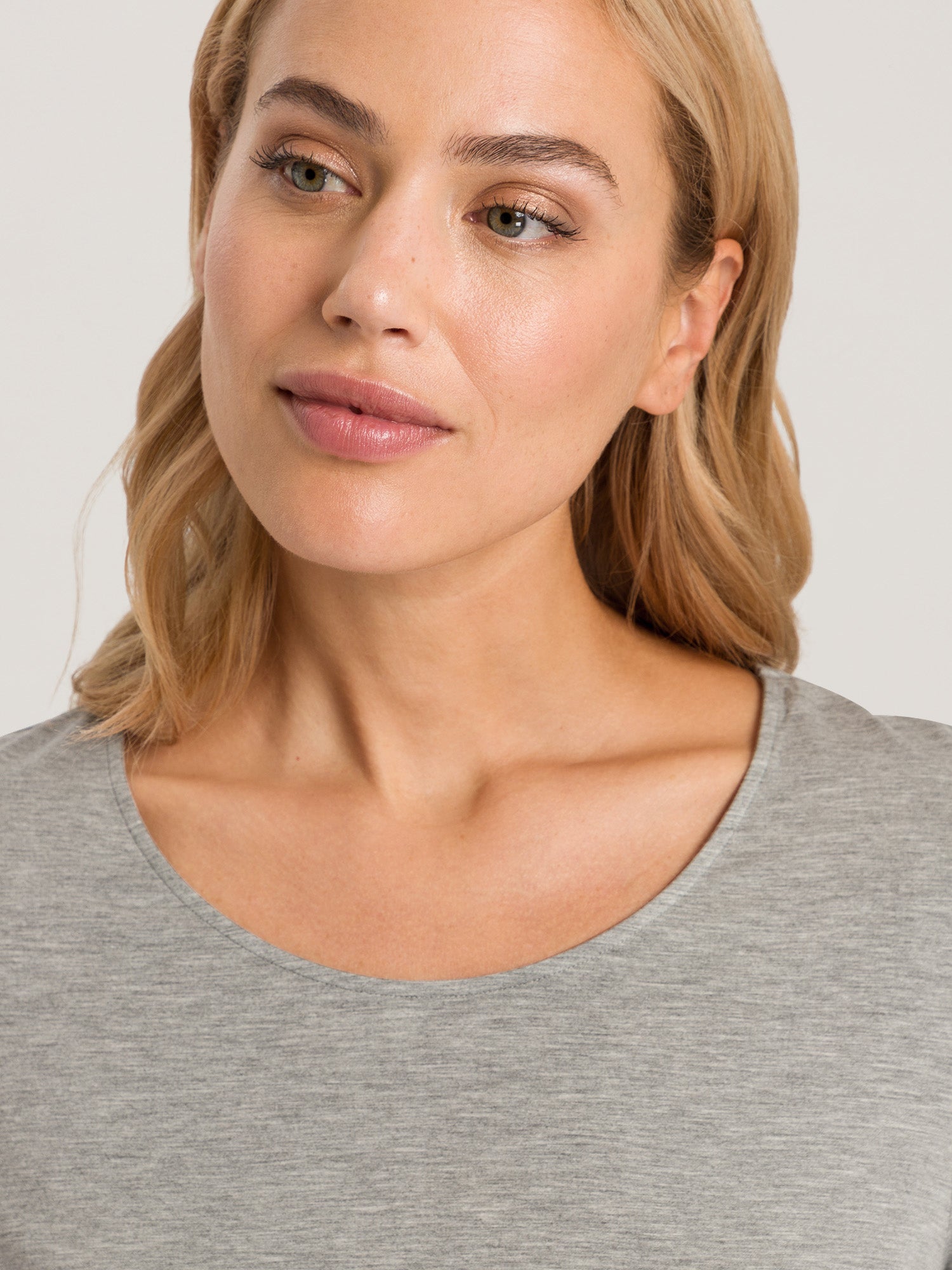 grey melange / L