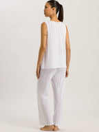 white / L
