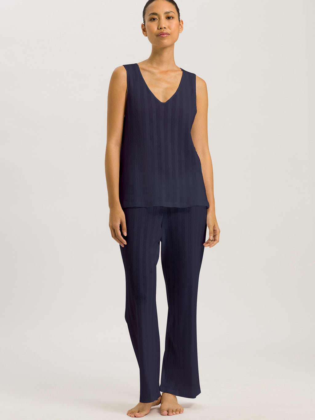 deep navy / L