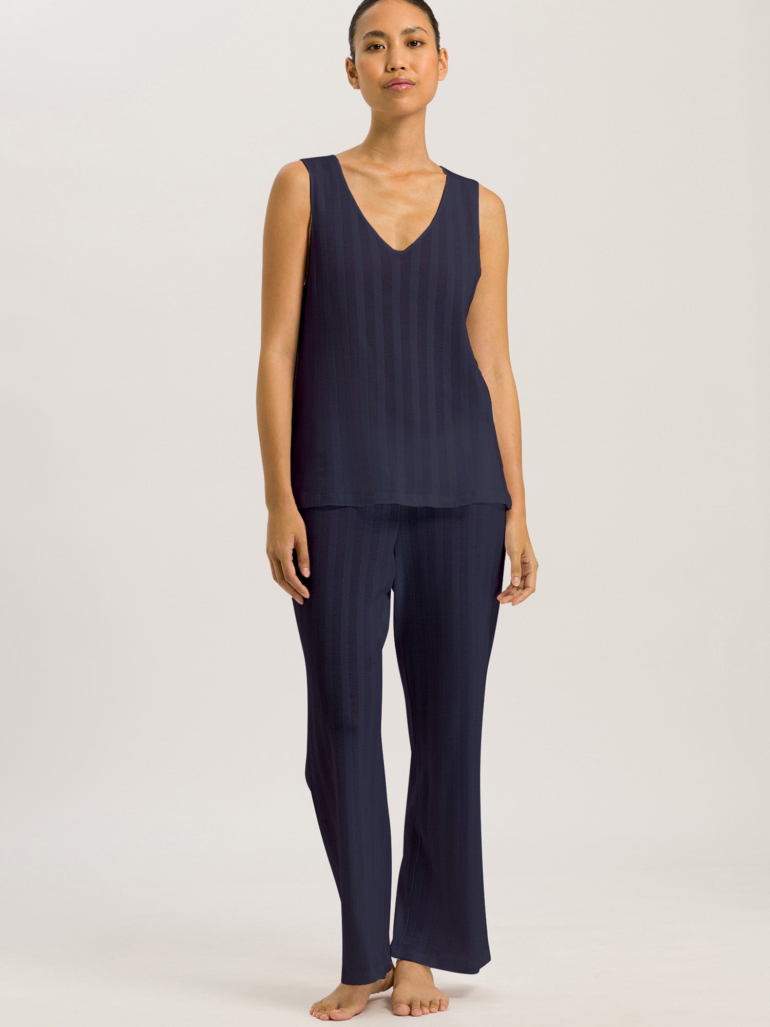 deep navy / L