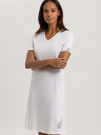 white / L