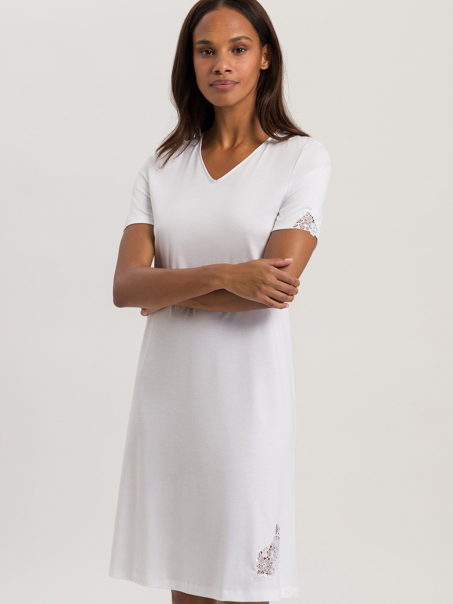 white / L