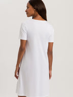 white / L