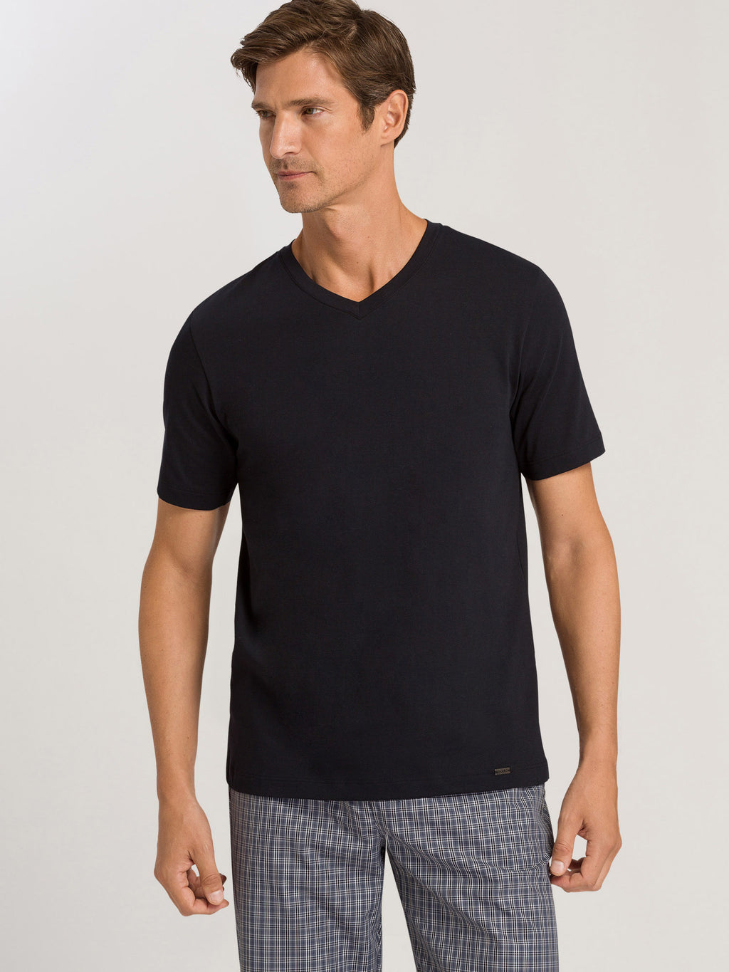 black / L