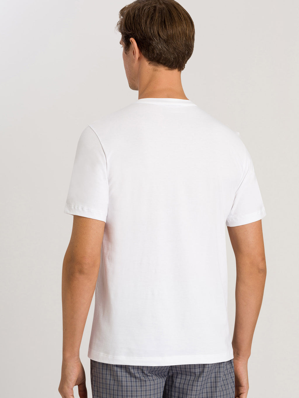 white / L