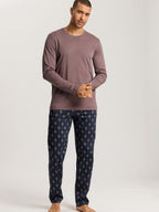 dotted ornament / L