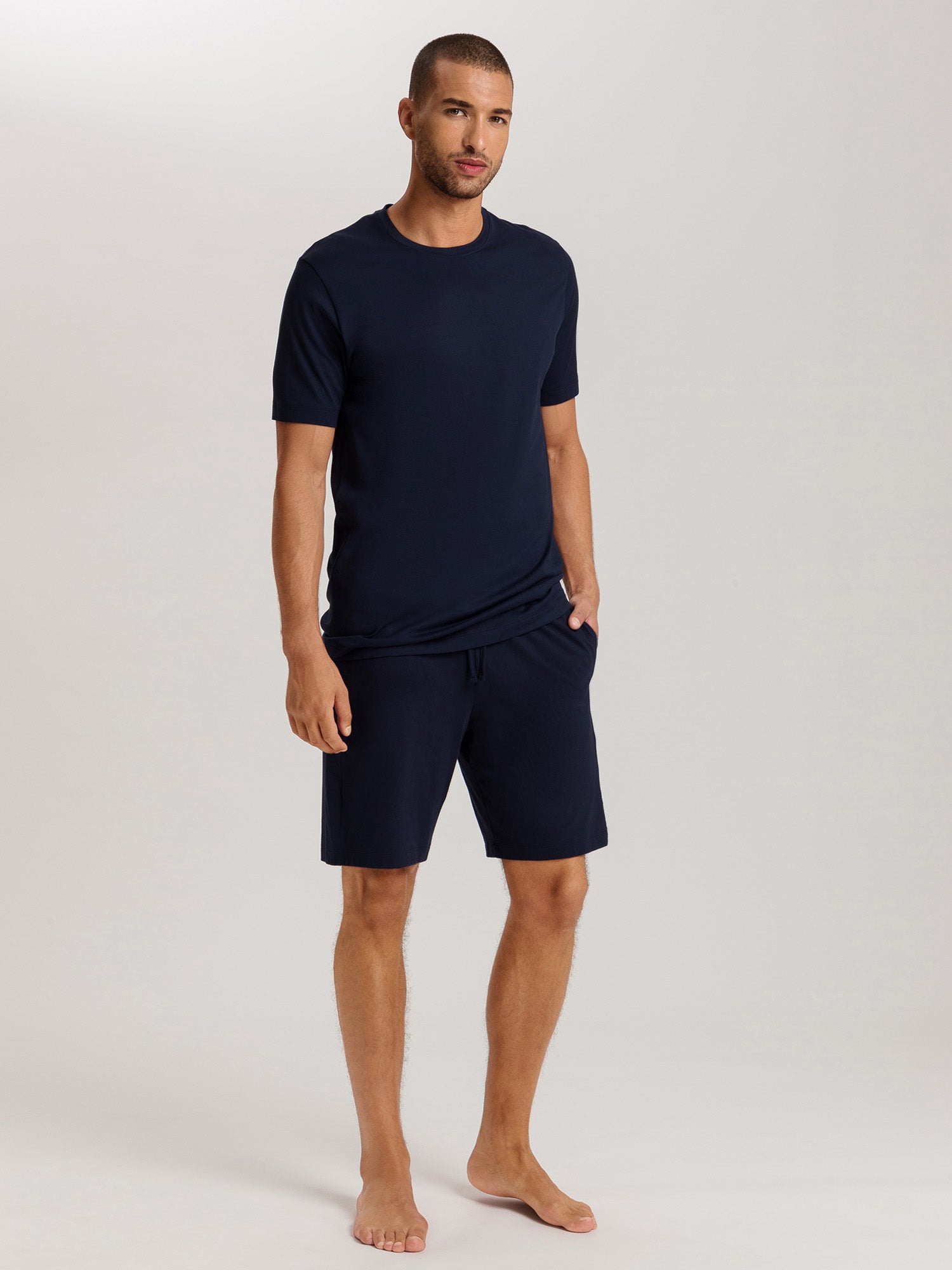 deep navy / L