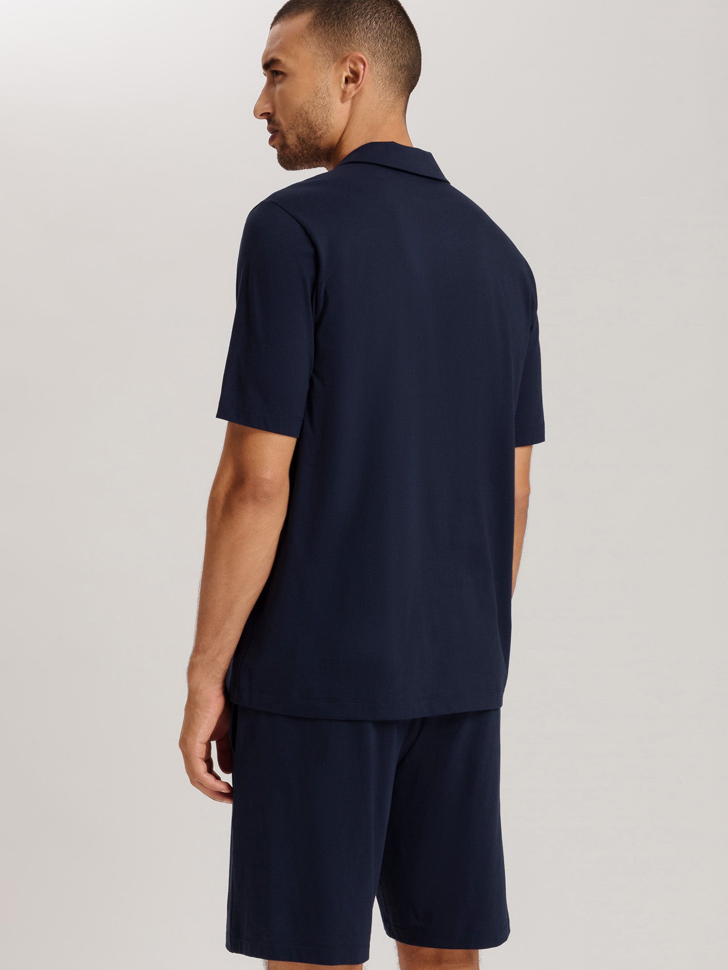 deep navy / L