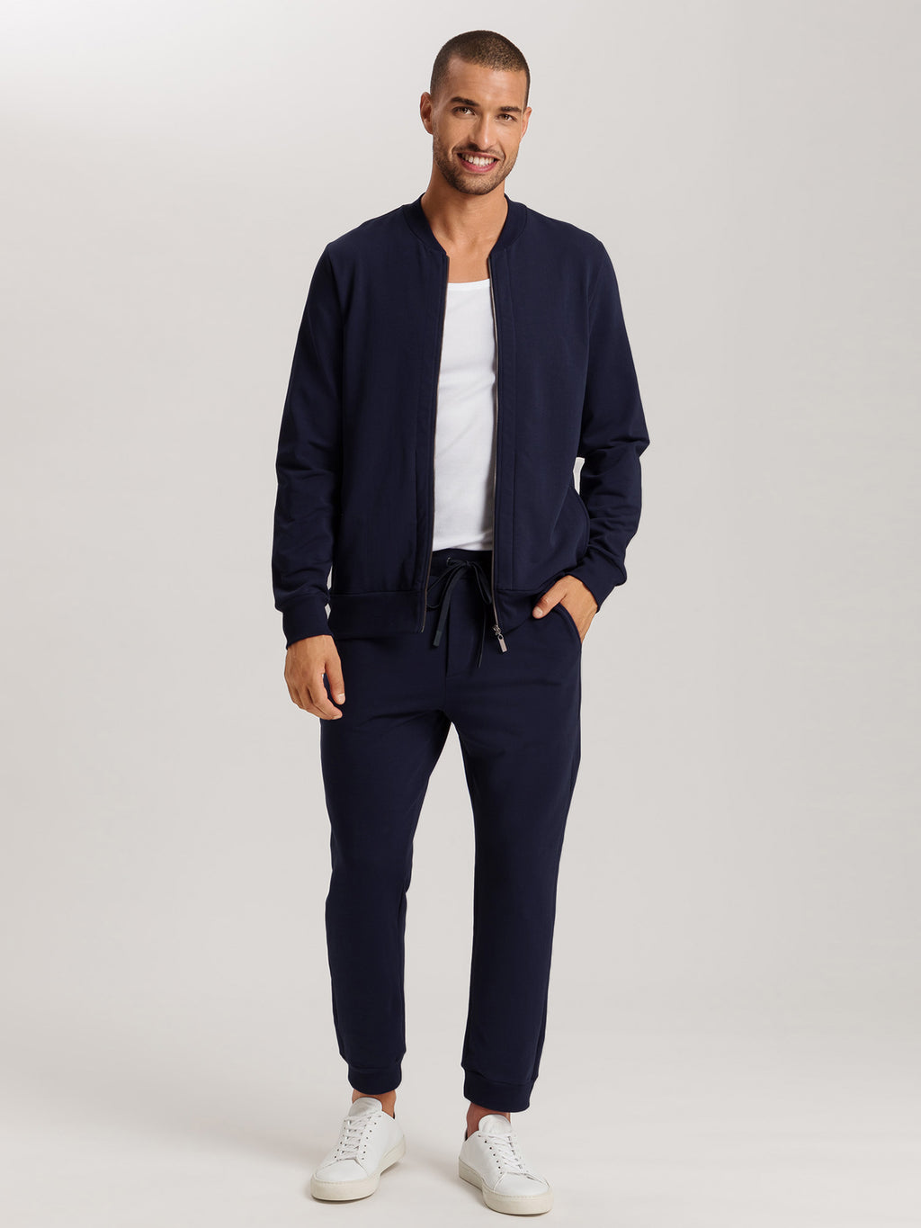 deep navy / L