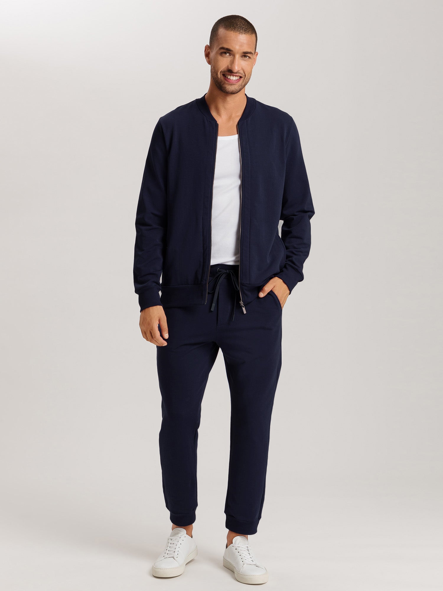 deep navy / L