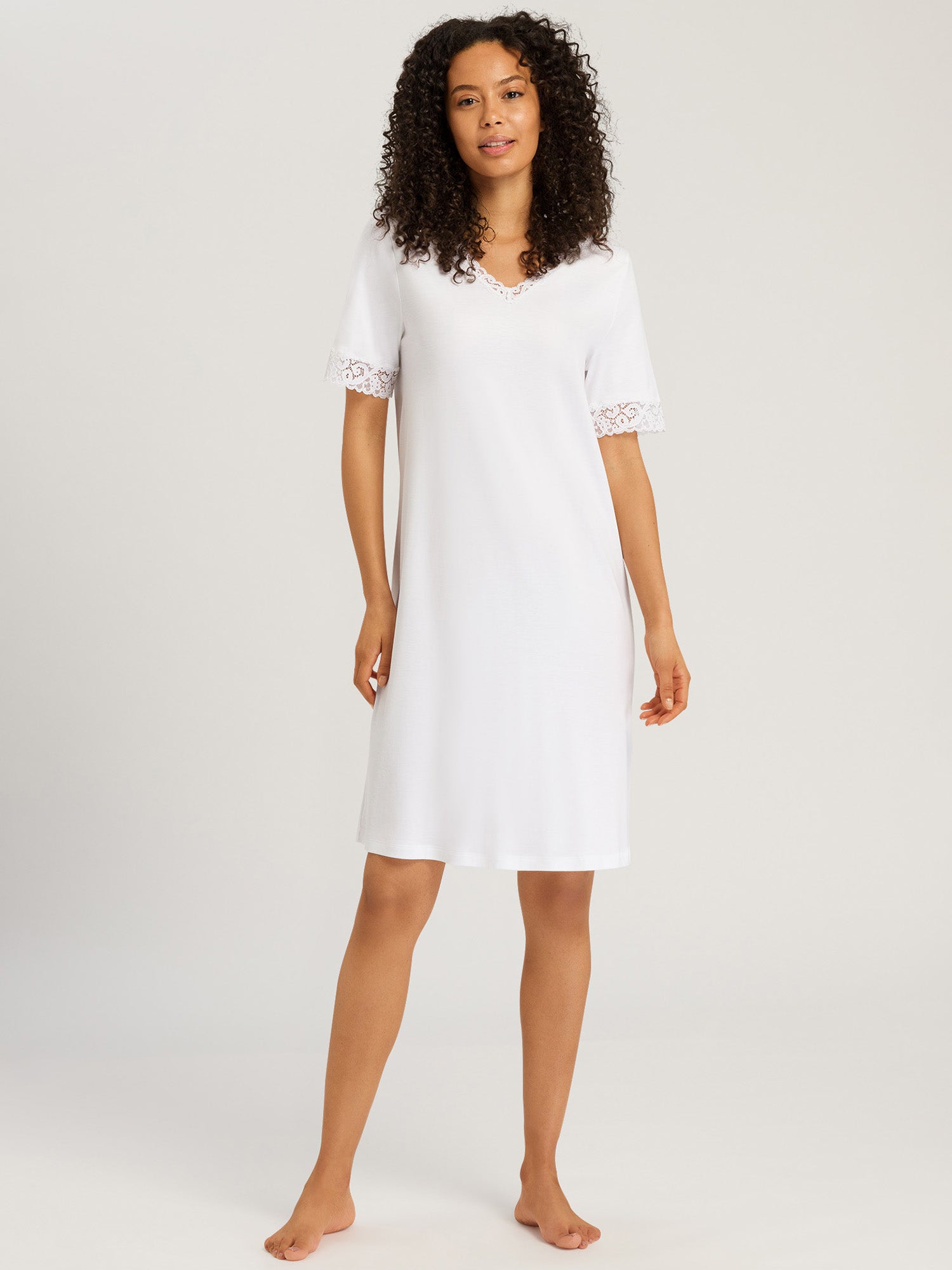 white / L
