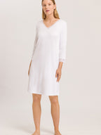 white / L
