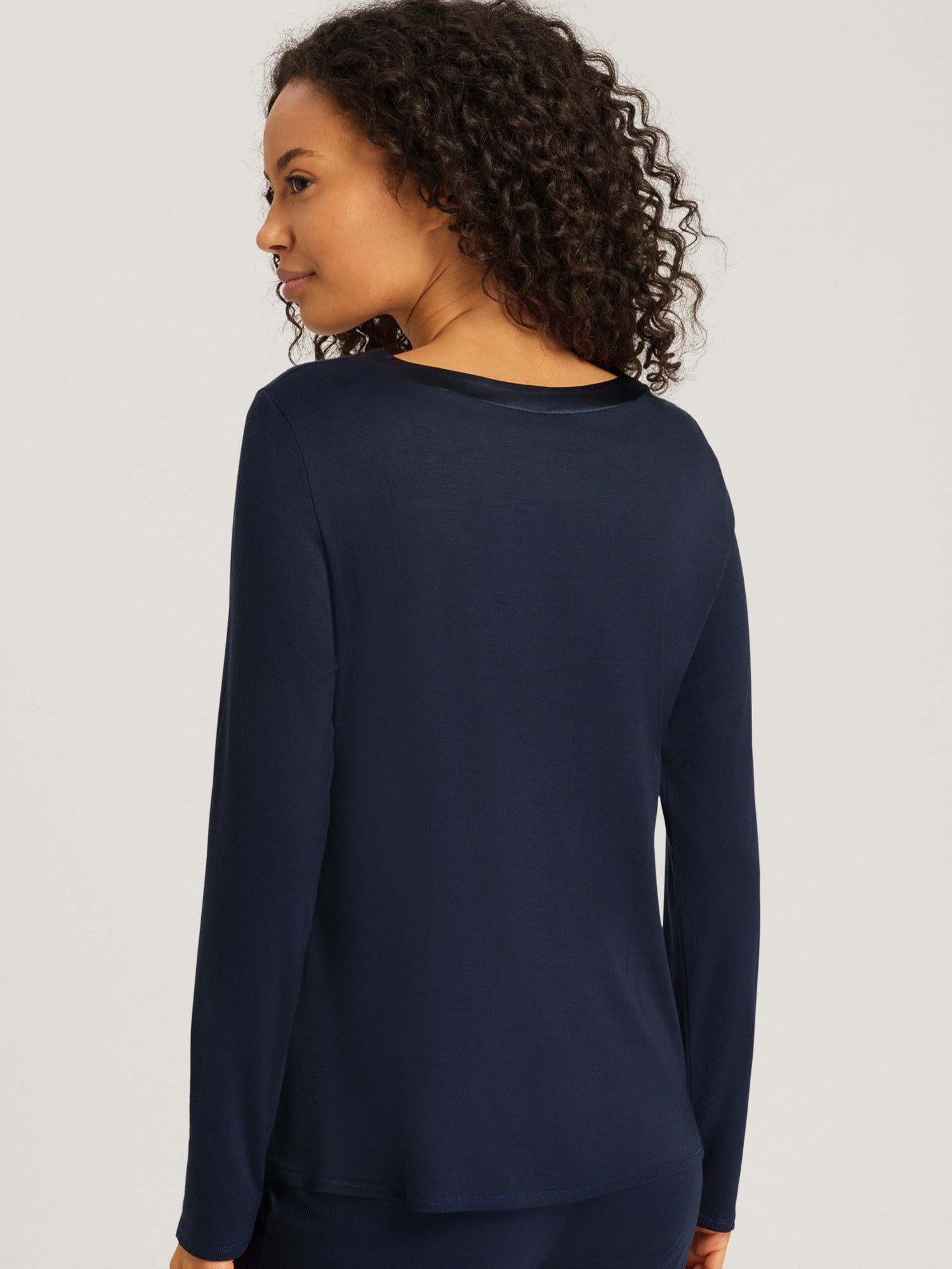 deep navy / L