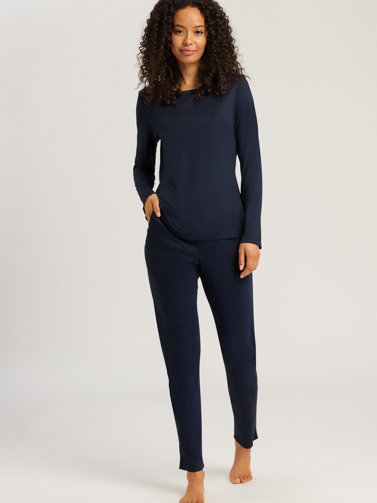 deep navy / L