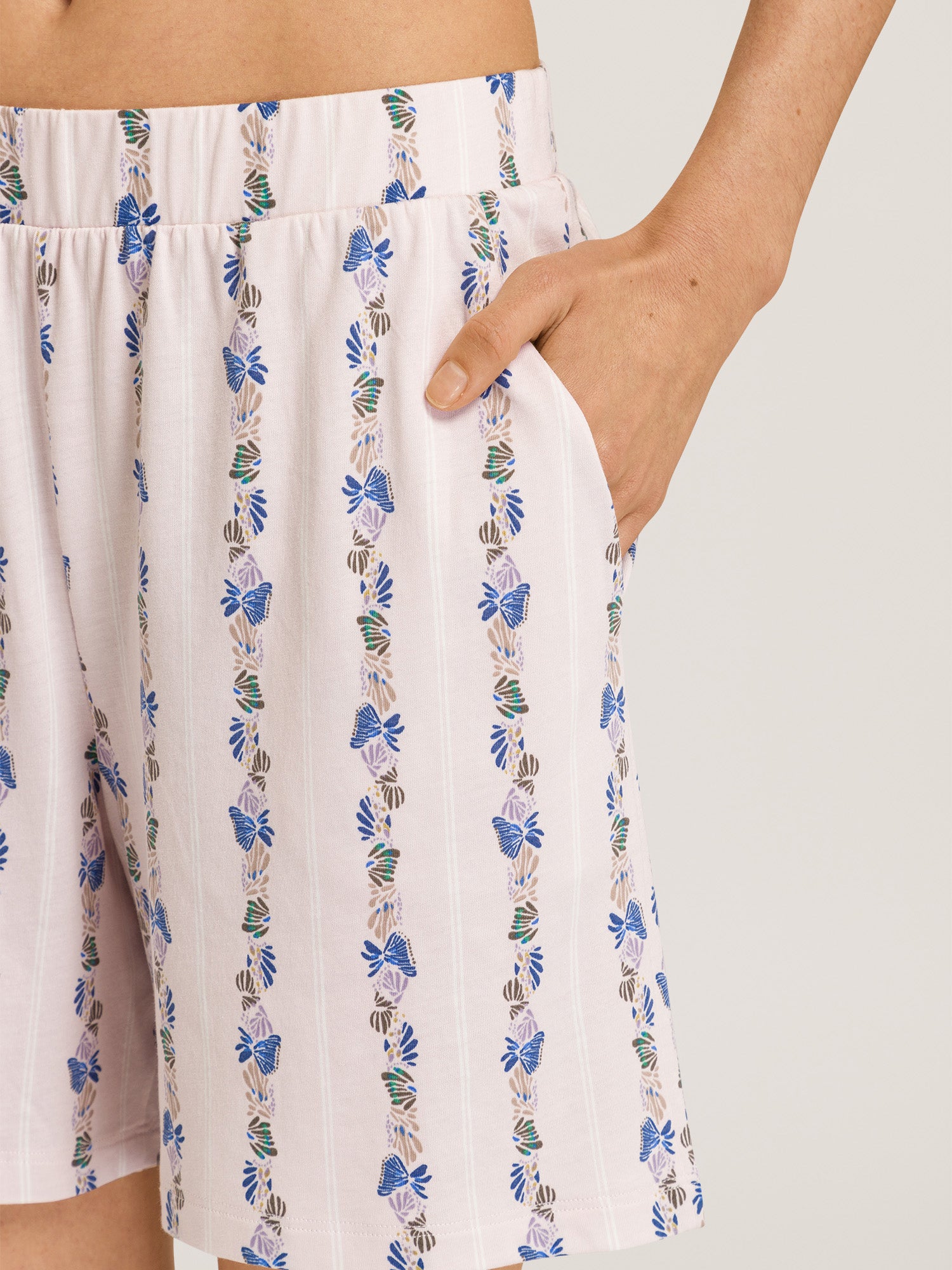 feminine stripe / L