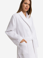 white / L