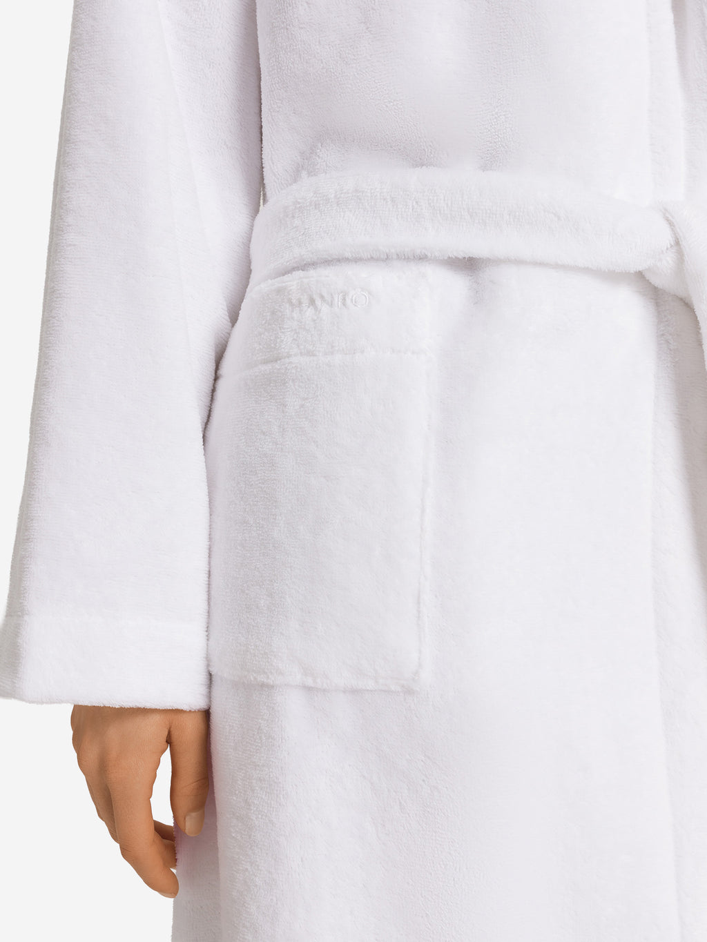 white / L