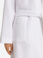 white / L
