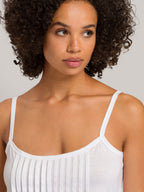 white / L