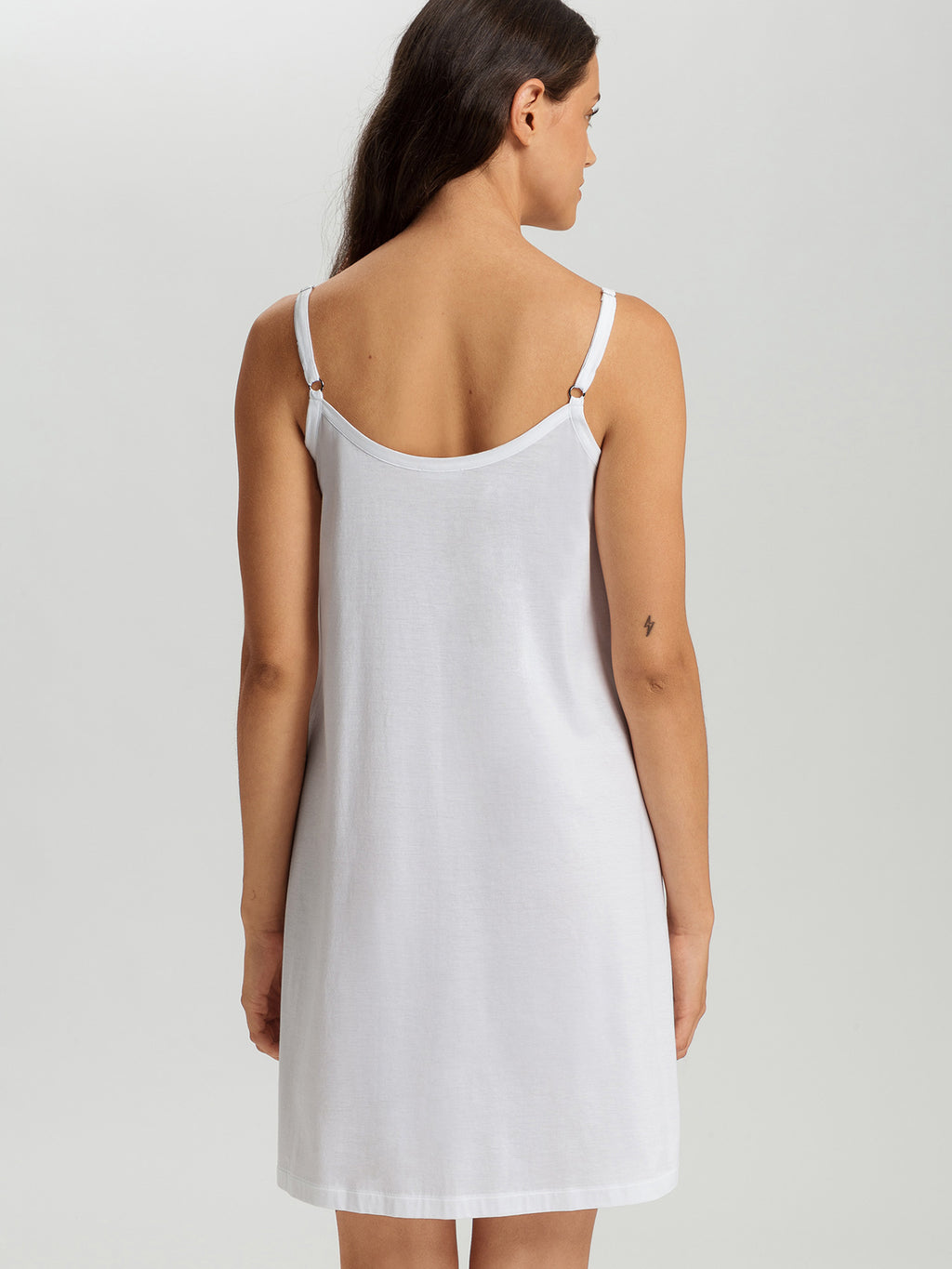 white / L