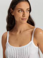 white / L