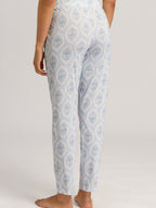 soft arabesque / L