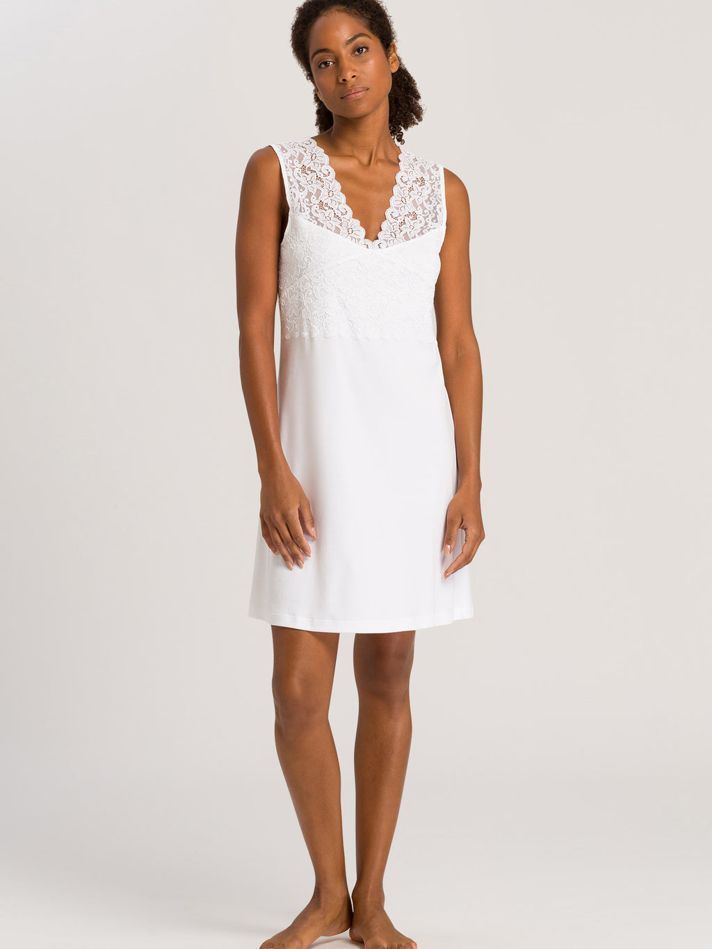 white / L