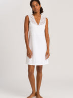 white / L