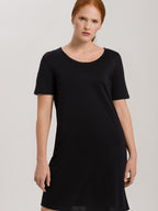 black / L